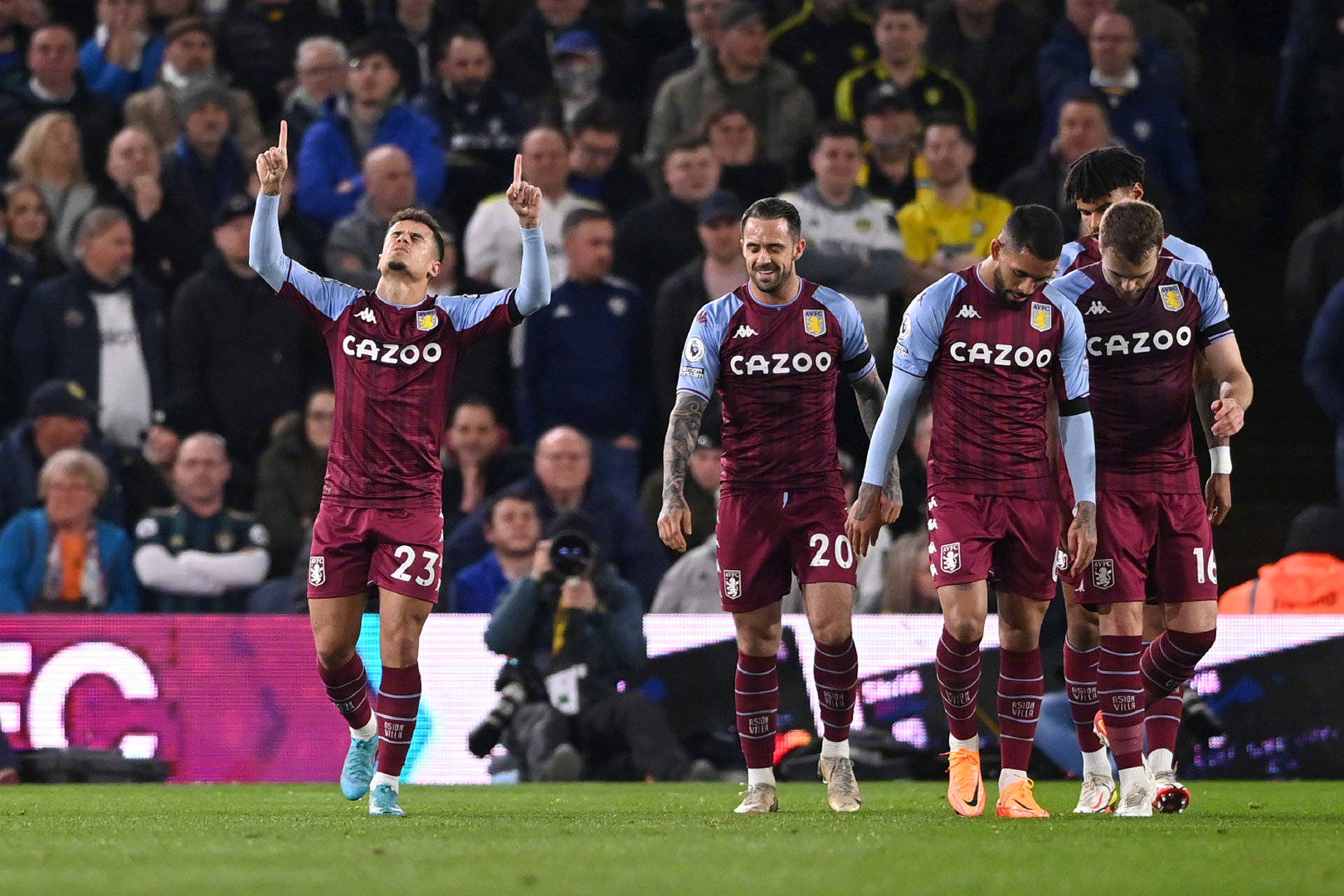 高度紧张的 高度紧张的