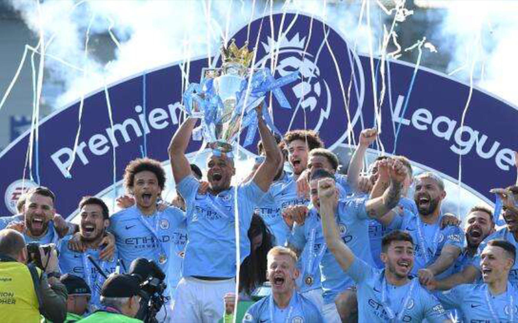 正是他的制 正是他的制